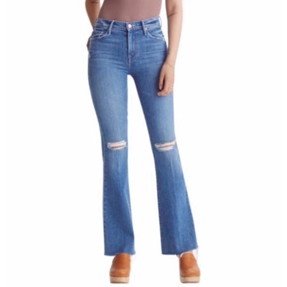 MOTHER The Weekender Fray Jeans Six Packs On Me 28 Flare - Picture 4 of 10